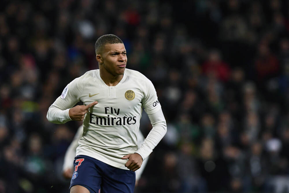 以解放碑为示范引领 重庆擘画重点商圈提质发展新蓝图